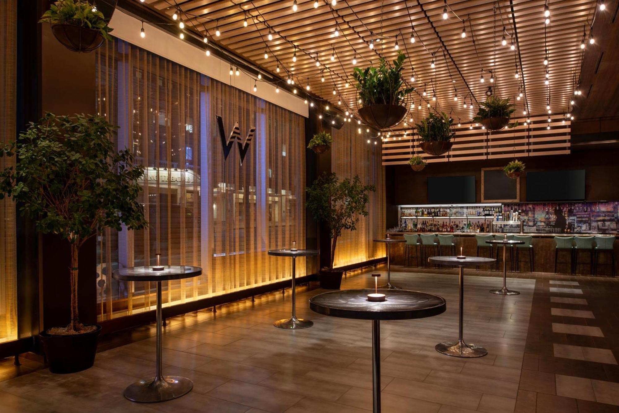 W Boston Hotel Bagian luar foto