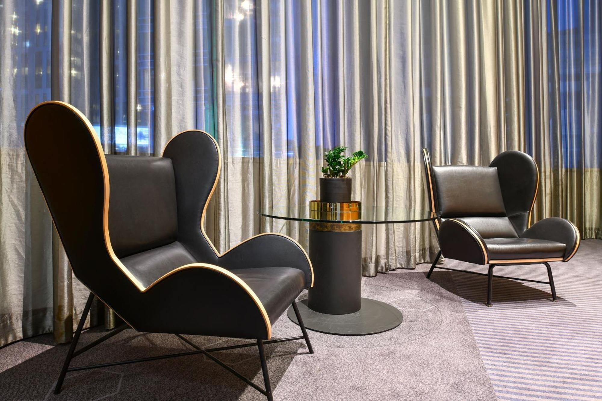 W Boston Hotel Bagian luar foto
